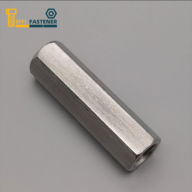 Quy trình sản xuất Đai ốc khớp nối lục giác bằng thép không gỉ.